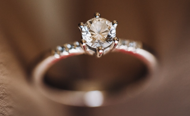 Up to 65% off diamond jewellery